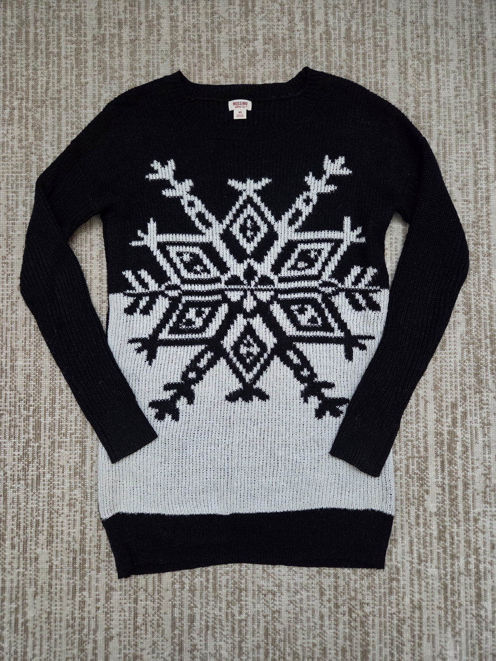 Mossimo Supply Co. Black & White Snowflake Crew Neck Sweater